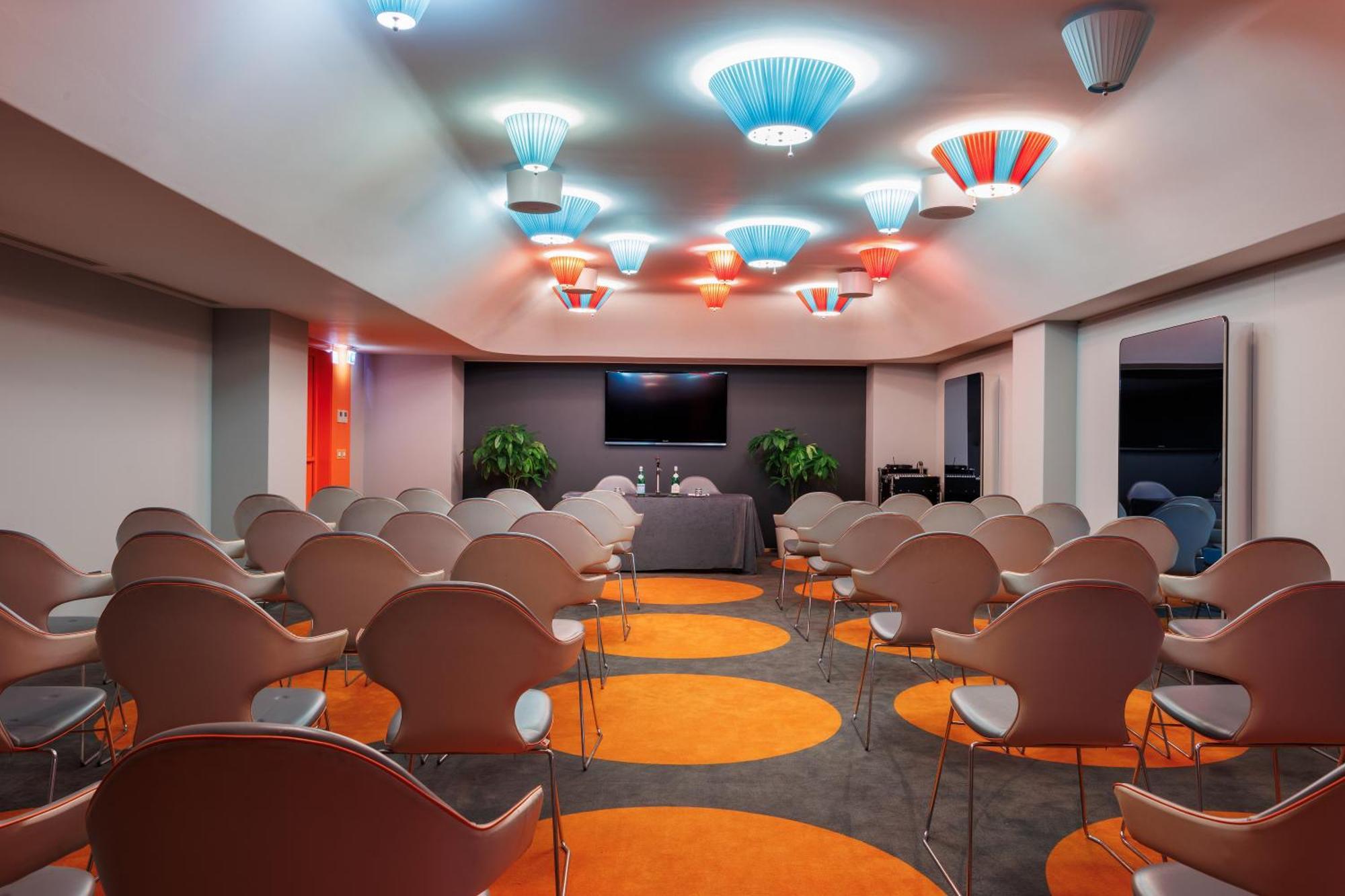 فنادق آي إتش جراند ألبيرجو ديل نازيوني باري المظهر الخارجي الصورة Meeting room at the hotel
